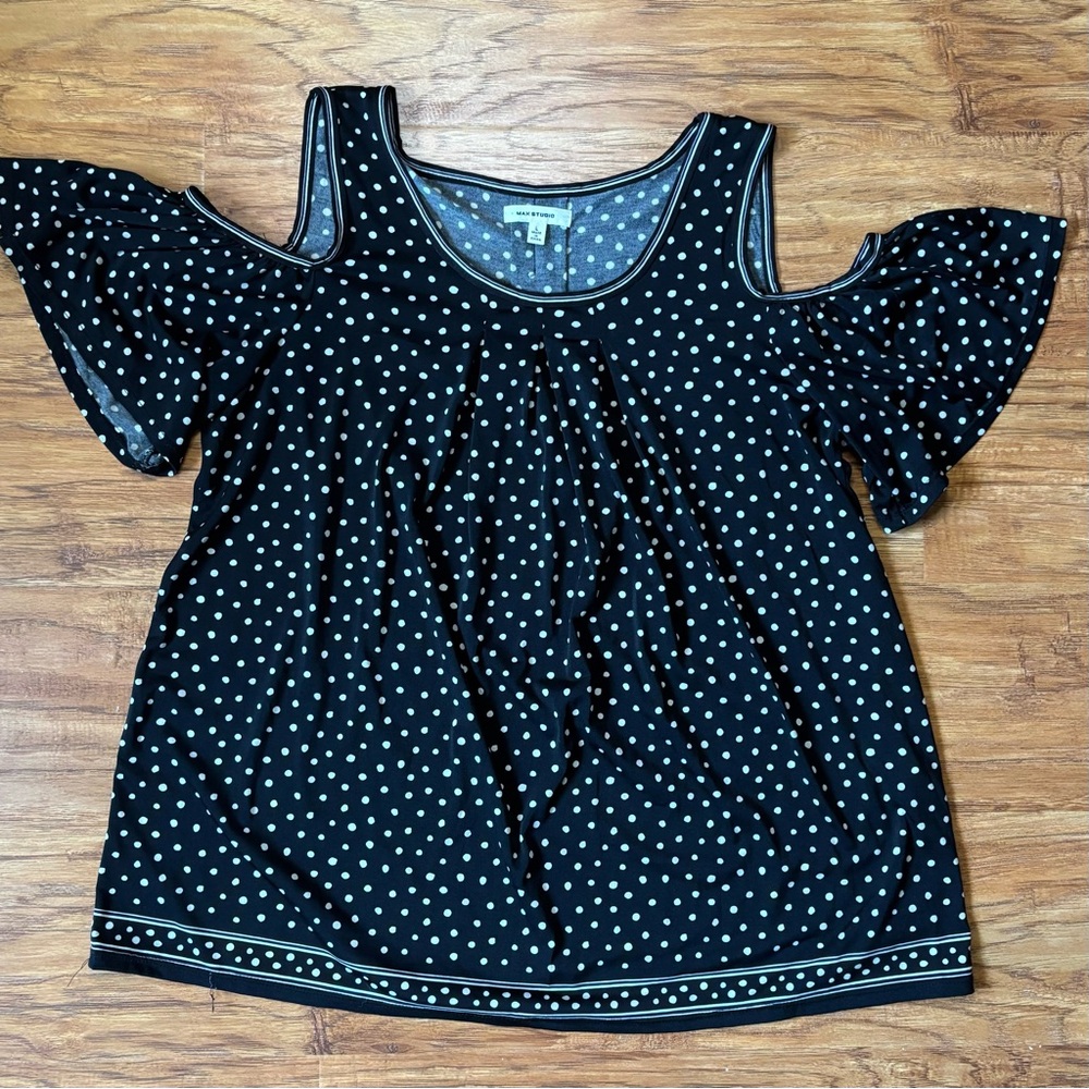 Max Studio Black and White Cold Shoulder Blouse